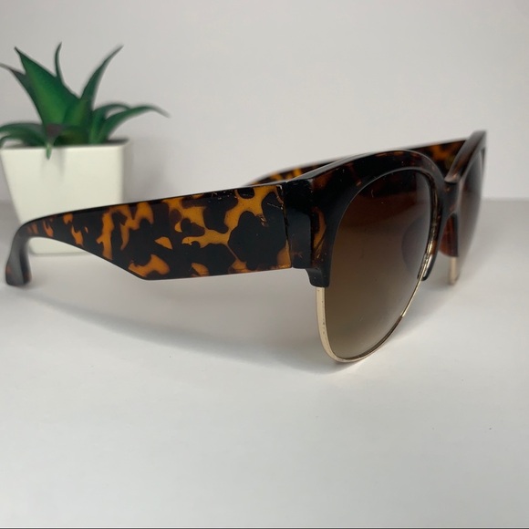 Accessories - Leopard Cat Eye Sunglasses